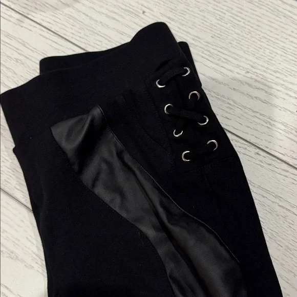 Fashion Nova Black Straight Leg Pants - Picture 2 of 3